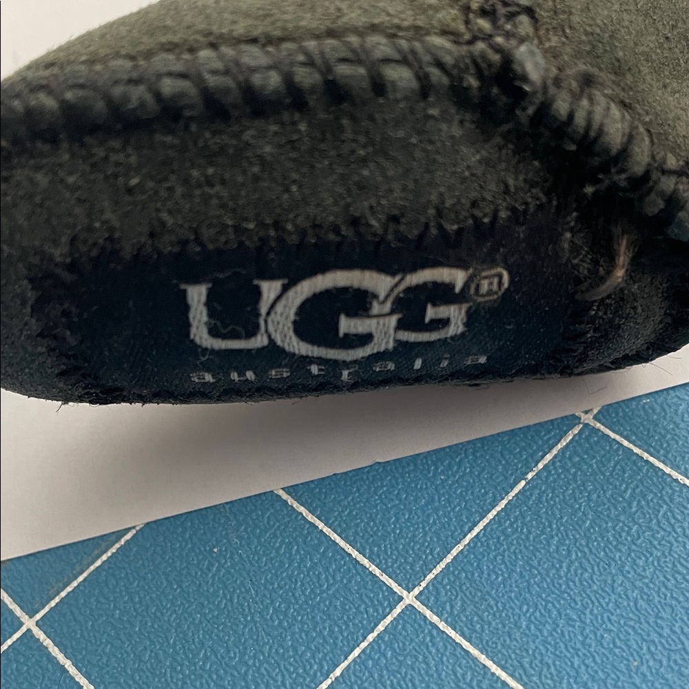 UGG Boot key chain black